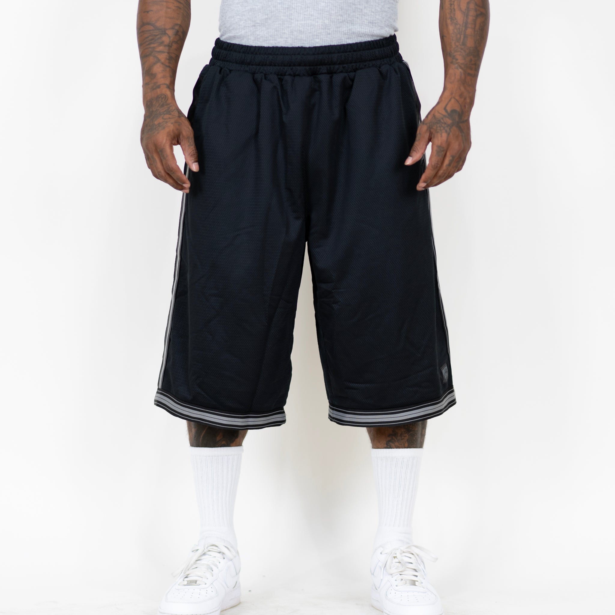 GQ232◇HUF : HUFS BASKETBALL SHORT◇M◇黒 HUF（ハフ）の「HUFS BASKETBALL SHORT / HUF ショーツ ハーフ