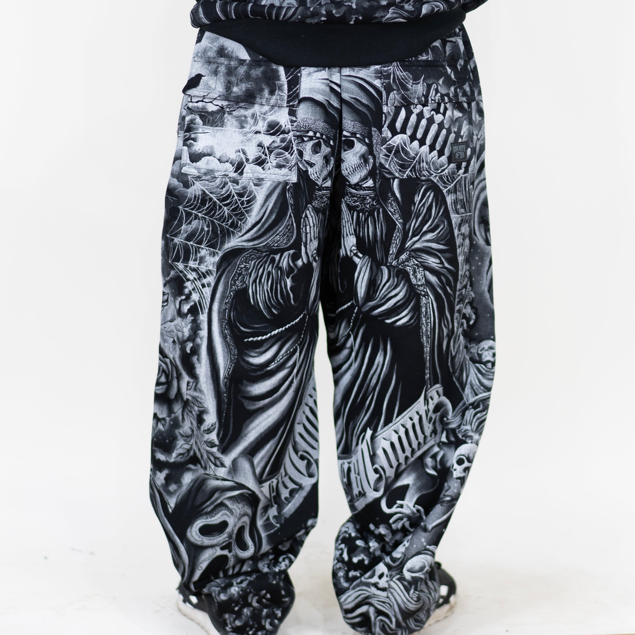 FB County Spooky Sweatpant