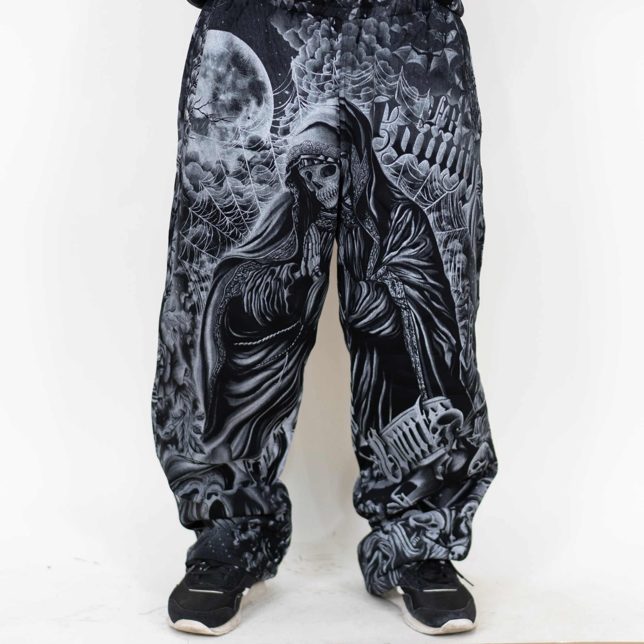 FB County Spooky Sweatpant