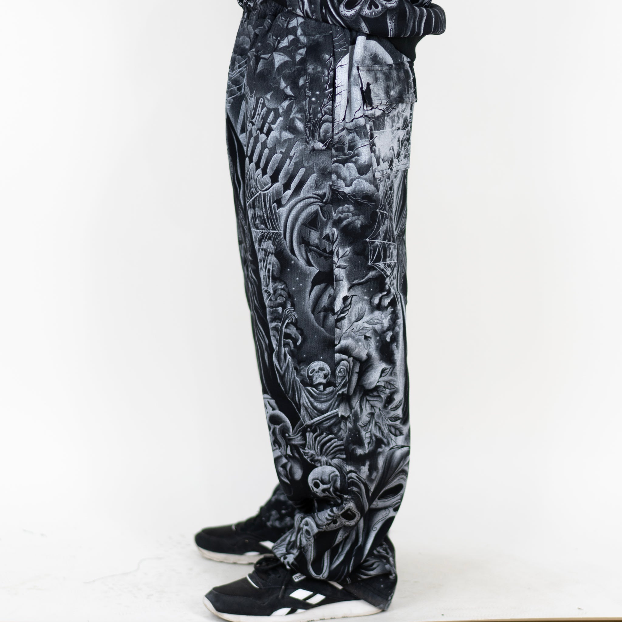 FB County Spooky Sweatpant