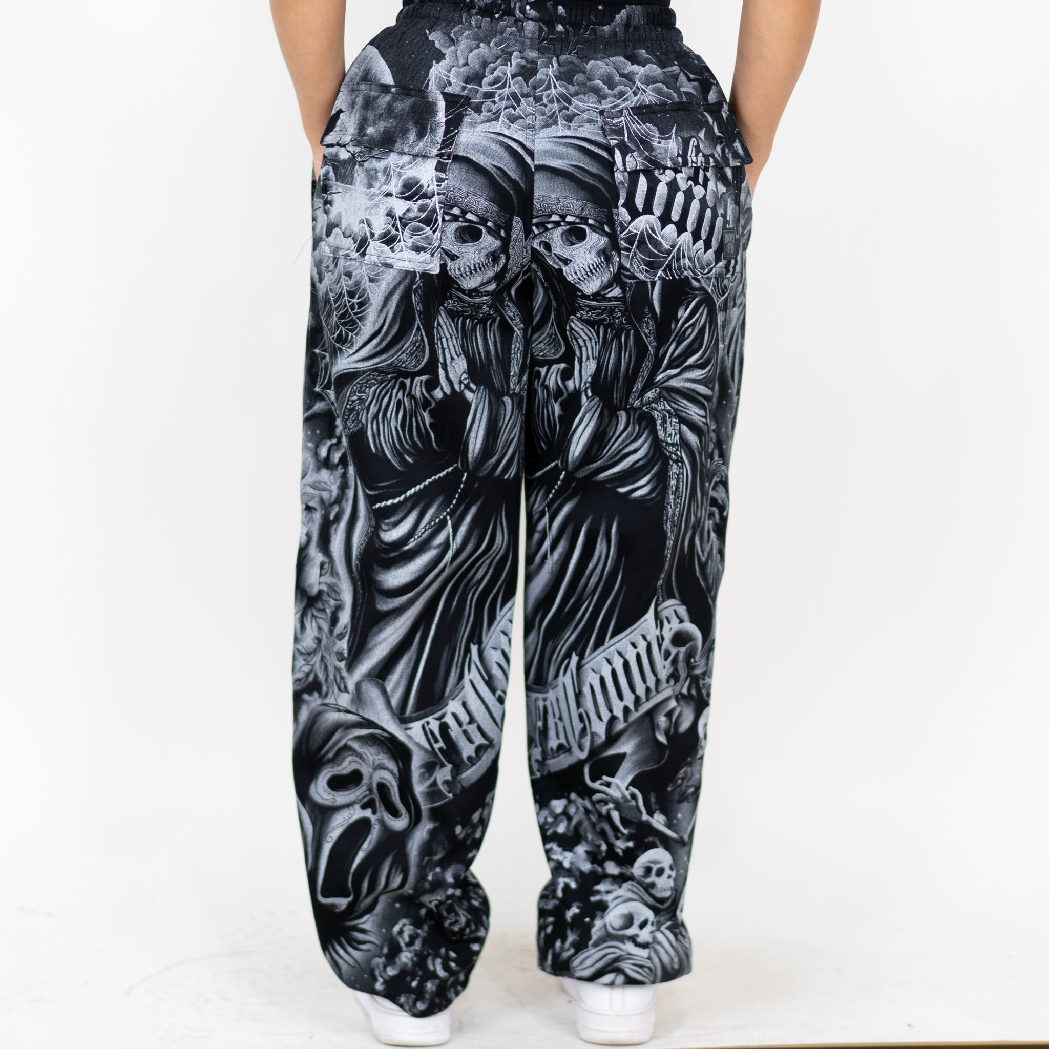 FB County Spooky Sweatpant