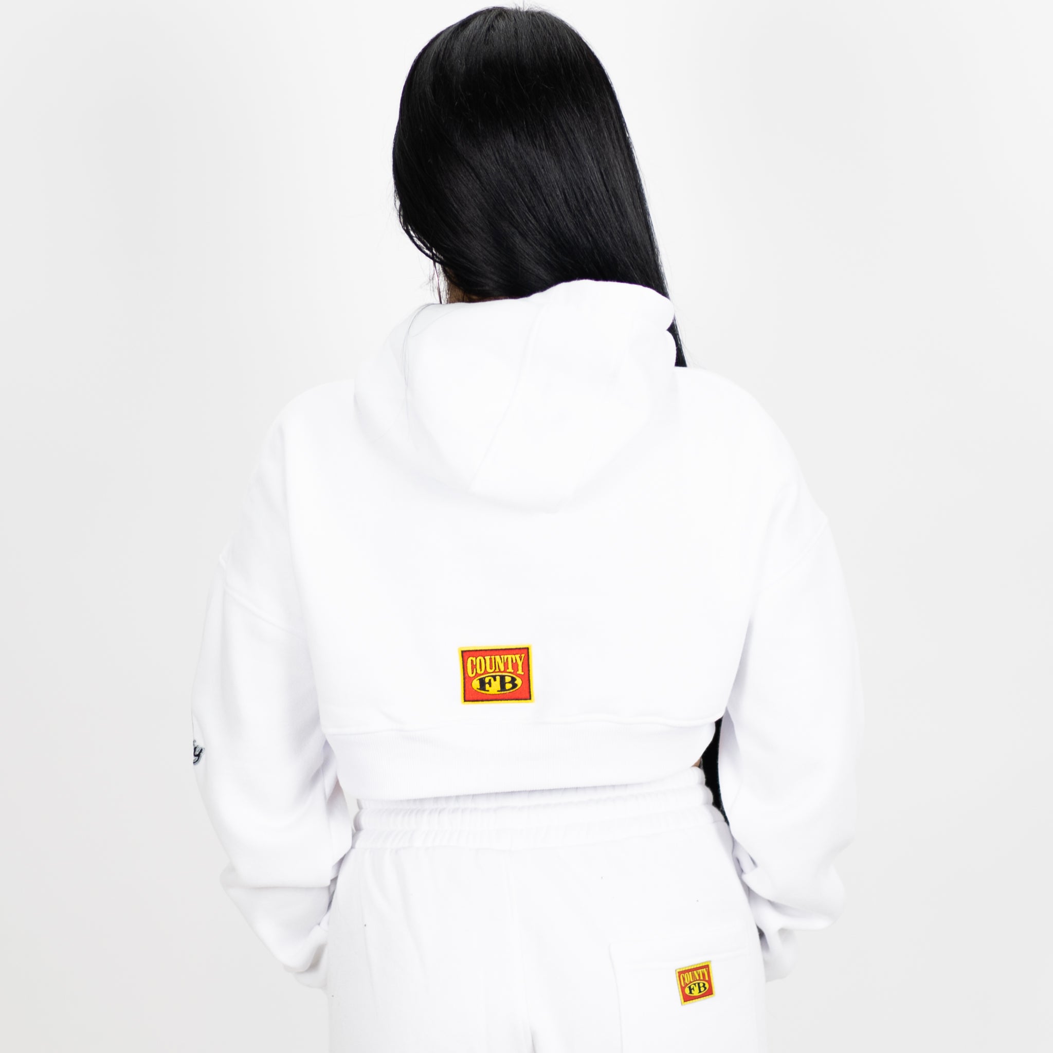 人気商品ランキング FB Hoodie Signature Cropped County トップス